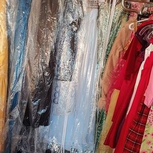 Meet your Posher, Connie